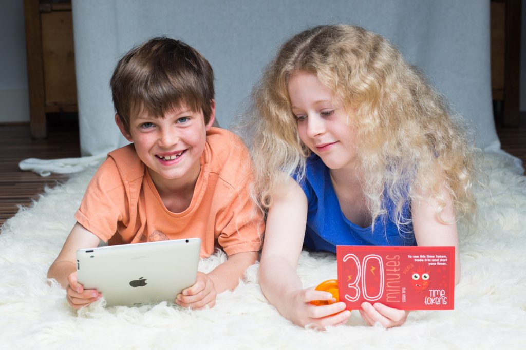 How to Manage Your Kids' Screen Time